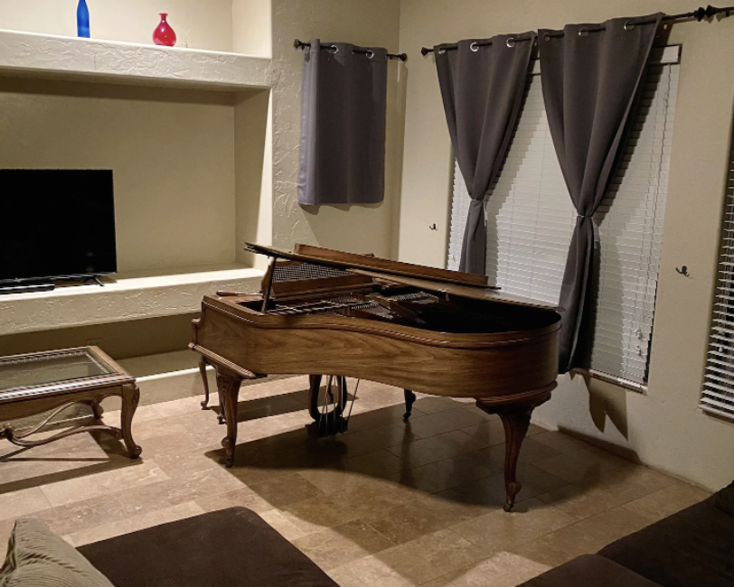 grand piano living room arizona retreat